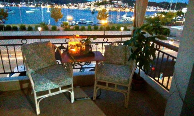 Galatas Appartement | Cosy coastal flat near Poros – 5 mins drive to the beach! Perfect for families