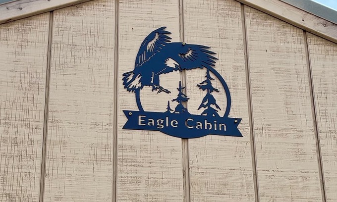Eucha Cabine | Lakefront "Eagle" Cabin just steps away from Grand Lake. Eagle Cabin