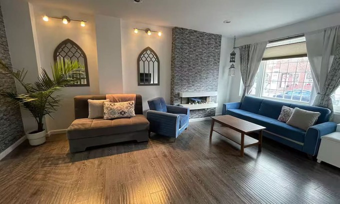 South Philadelphia Maison | Charming South Philly Home