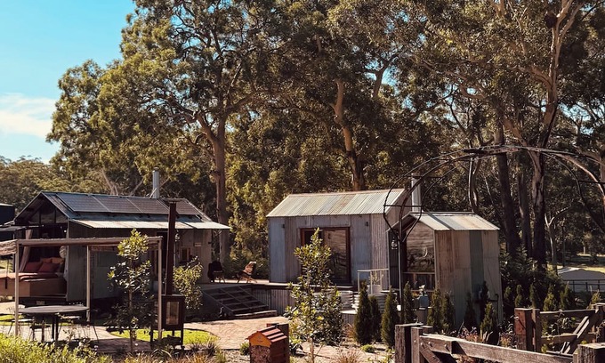 Bobs Farm Cabine | Sally The Skywatcher at B Farm