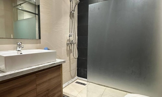 Les Amicales Appartement | Chic 2-Bedroom Apartment with High-Speed WiFi – Prime Location in Agadir