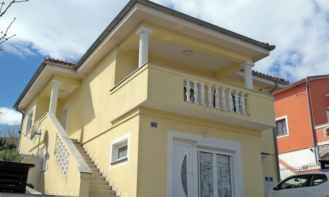 Buzdohanj Appartement | Comfortable apartment for rent, perfect for up to 4 guests