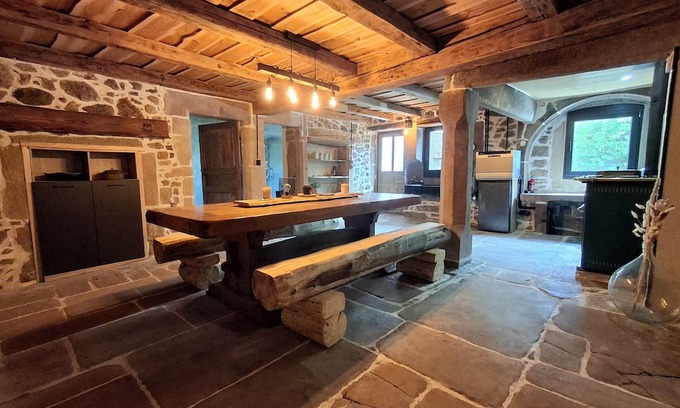 Ternuay-Melay-et-Saint-Hilaire Autre | Gîte, former Comtois farmhouse
