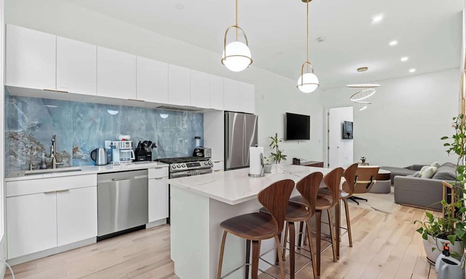 Bedford-Stuyvesant Appartement | Decatur Place by Rove Travel | 1BR Chic Apartment