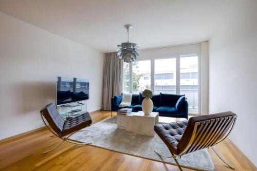 Les Genets Appartement | Modern 3BD apart with terrace