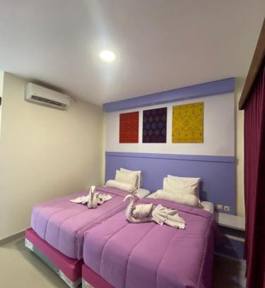 Ubud Cabine | Pondok Ubi Ungu