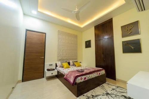 Neem Ka Thana Appartement | S S villa