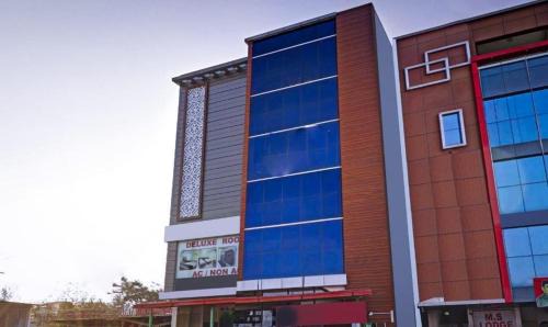 Bidadi Hôtel | Hotel Skanda Suites