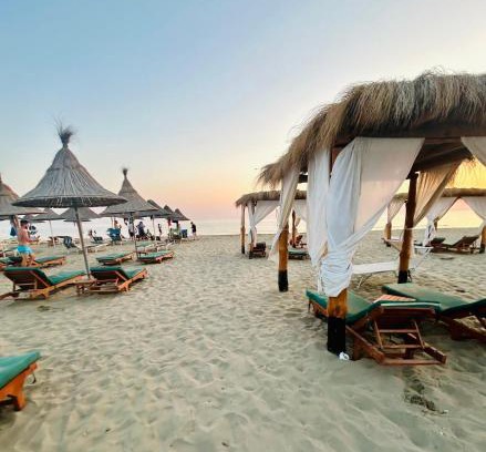 Ishem Appartement | Quiet Comfort in Lalzit Bay