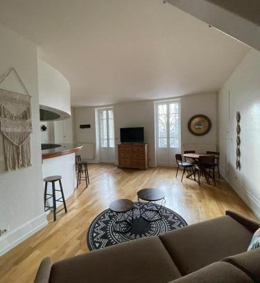 Chalon-sur-Saone Appartement | Le vuitton
