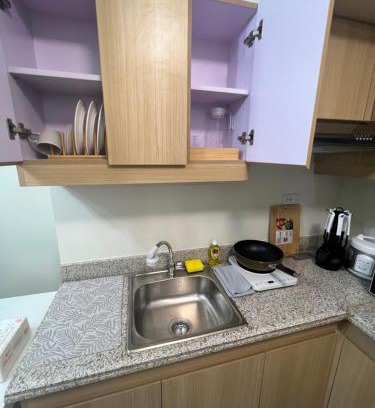 Kapitolyo Appartement | Near Bgc Makati Ortigas 1Br Wi-Fi Netflix balcony