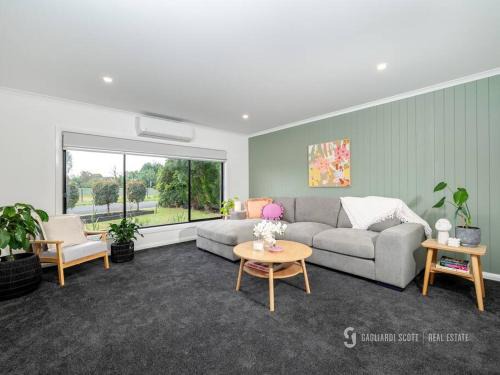 Shepparton South Maison | Shepparton Escape: Chic 3BR near Lake