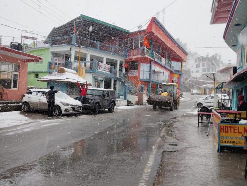Dhanaulti Maison | Ashirwad guest house