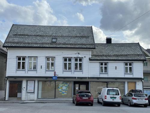 Volda Maison | Fruenes Bn;B