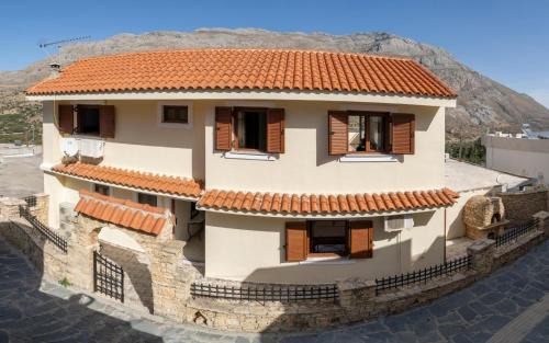 Akoumia Maison | House of Papadogiannis
