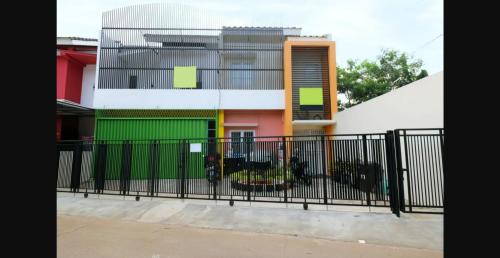 Pondok Aren Hôtel | Mutiara Kostel @ Bintaro - Pondok Aren