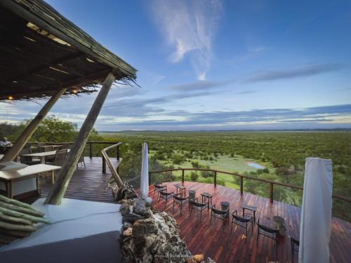 Okaukuejo Cabine | Ongava Lodge