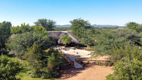 Otjiwarongo Maison | Lion's Den Guesthouse